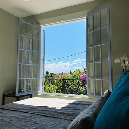 Newly Renovated Villa Apartment Antibes