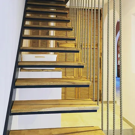 Newly Renovated Villa Apartment